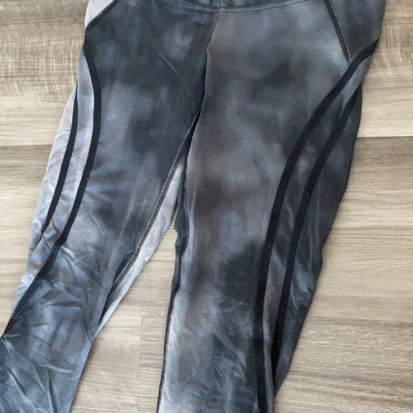 Better Bodies Leggings - Picture 4 of 5